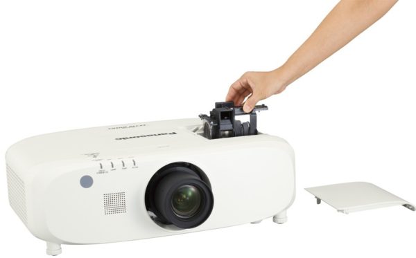 Проектор Panasonic PT-EZ770ZLE