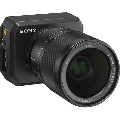 Видеокамера Sony UMC-S3C
