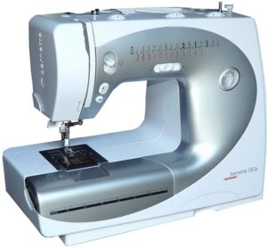 Швейная машина, оверлок BERNINA E82e