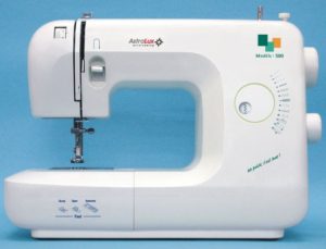 Швейная машина, оверлок AstraLux 590