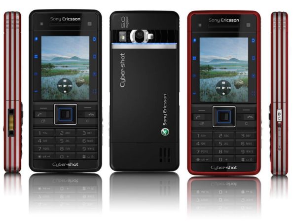 Мобильный телефон Sony Ericsson C902i