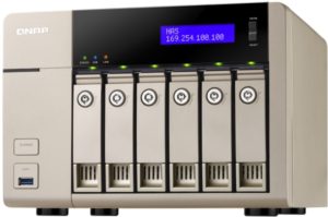 NAS сервер QNAP TVS-663-4G