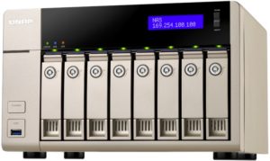 NAS сервер QNAP TVS-863+-8G