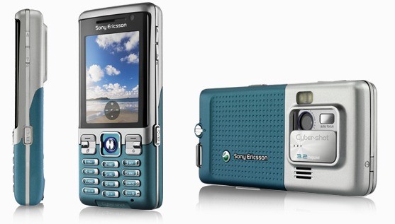 Мобильный телефон Sony Ericsson C702i