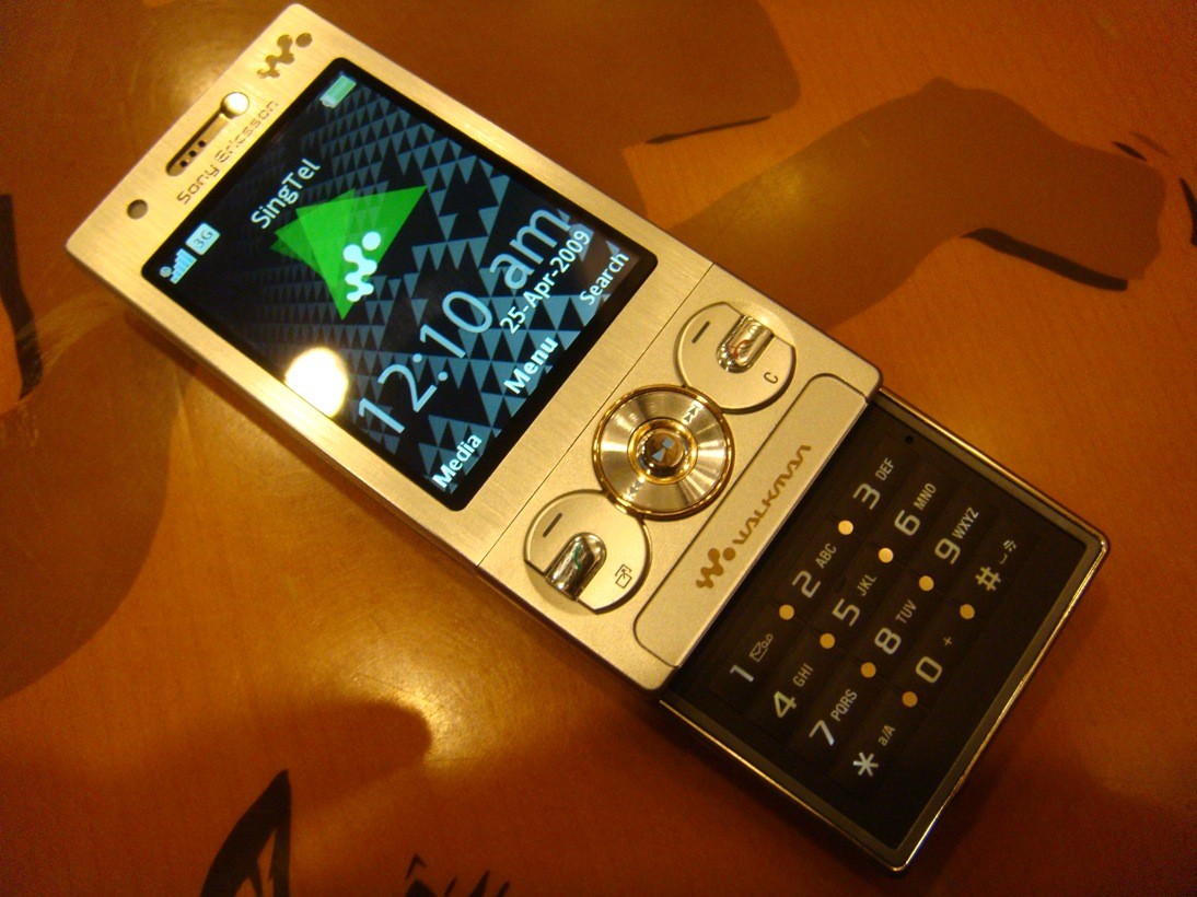 Ericsson слайдер. Sony Ericsson w705. Sony Ericsson слайдер w705. Sony Ericsson Walkman w995. Сони Эриксон слайдер w995.