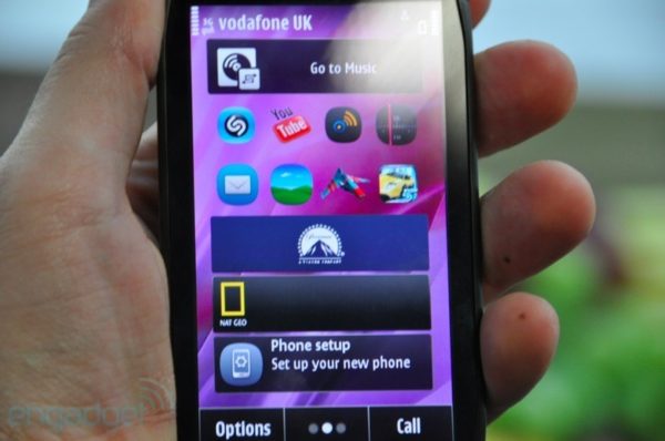 Мобильный телефон Nokia X7