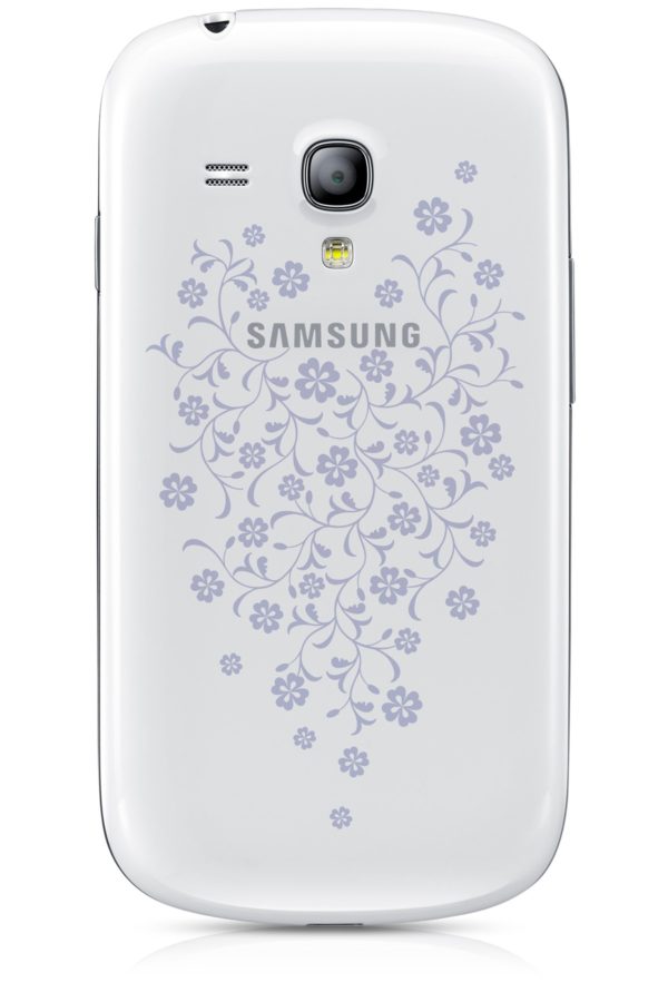Мобильный телефон Samsung Galaxy S3 mini 8GB