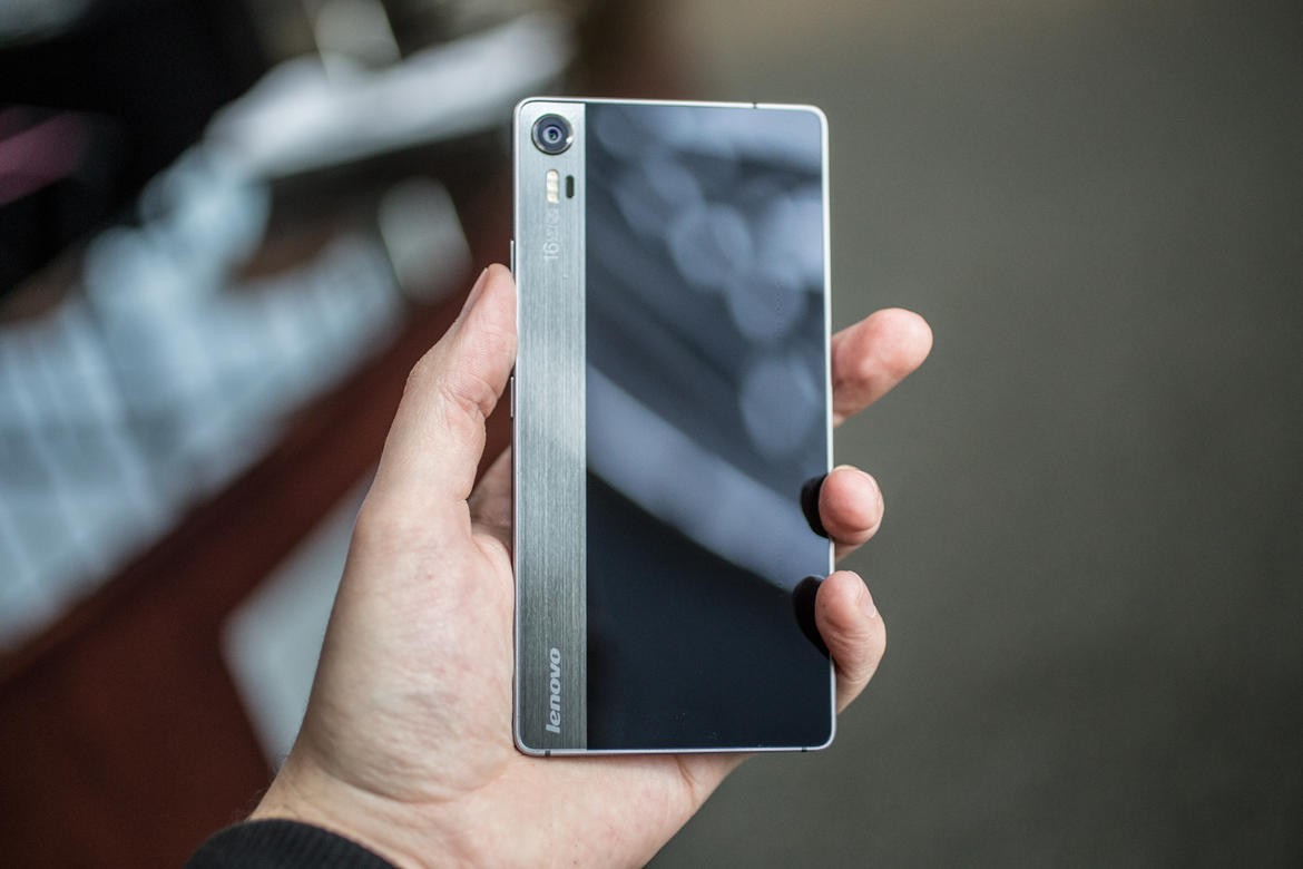 Мобильный телефон Lenovo Vibe Shot. Цена 7080 ₽. Доставка по России