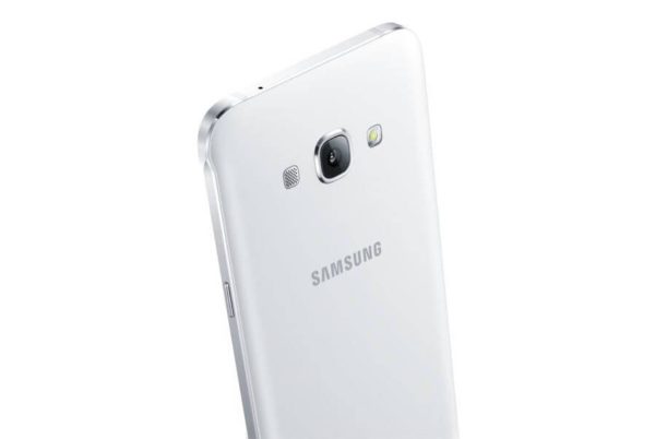 Мобильный телефон Samsung Galaxy A8 16GB