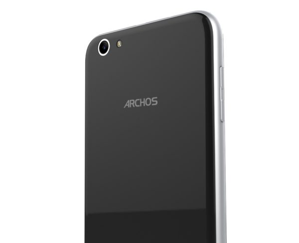 Мобильный телефон Archos 55 Helium+