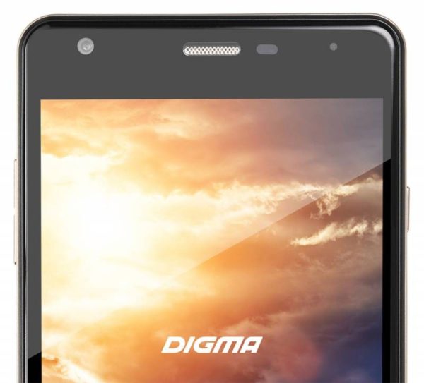 Мобильный телефон Digma Vox S501 3G