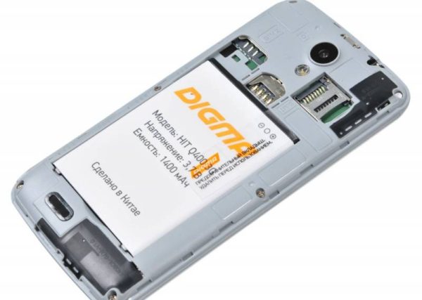 Мобильный телефон Digma Hit Q400 3G