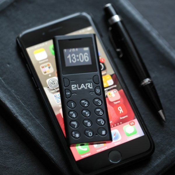Мобильный телефон ELARI NanoPhone C